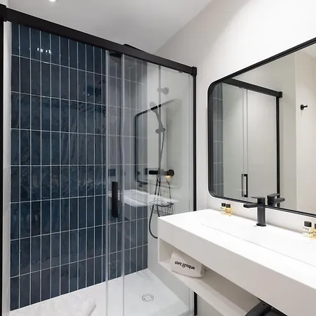 U-nique Muntaner Apartman *