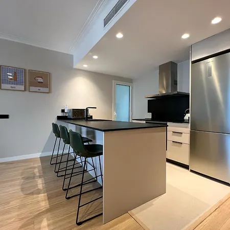 U-nique Muntaner Apartman *