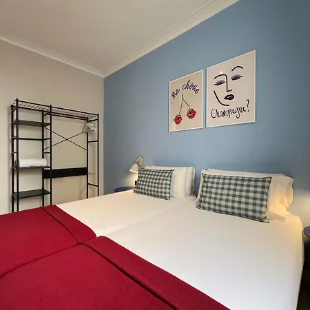 U-nique Muntaner * Barcelona