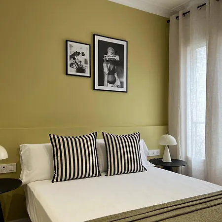 U-nique Muntaner Barcelona